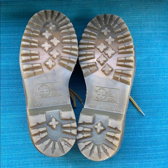 Vintage Made in England AirWair Dr. Martens - Picture 4 of 8